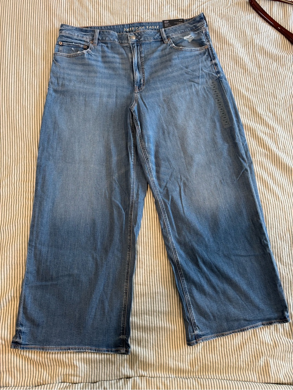 NWT American Eagle Women's Dreamy Drape Baggy Wide Leg Jeans | Size 18R